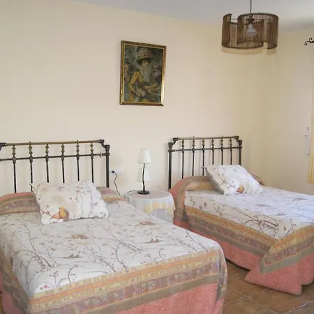 House With 3 Bedrooms In Sotoserrano, With Wonderful Mountain View, Enclosed ...